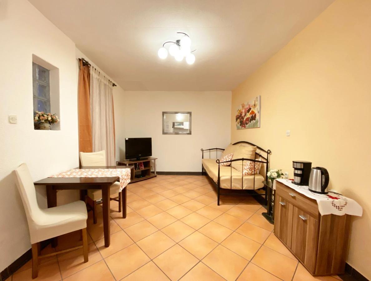 Apt Lavender On Nincevica St- 1 Bedroom Apt 5 Min To The Old Town Of Split Extérieur photo